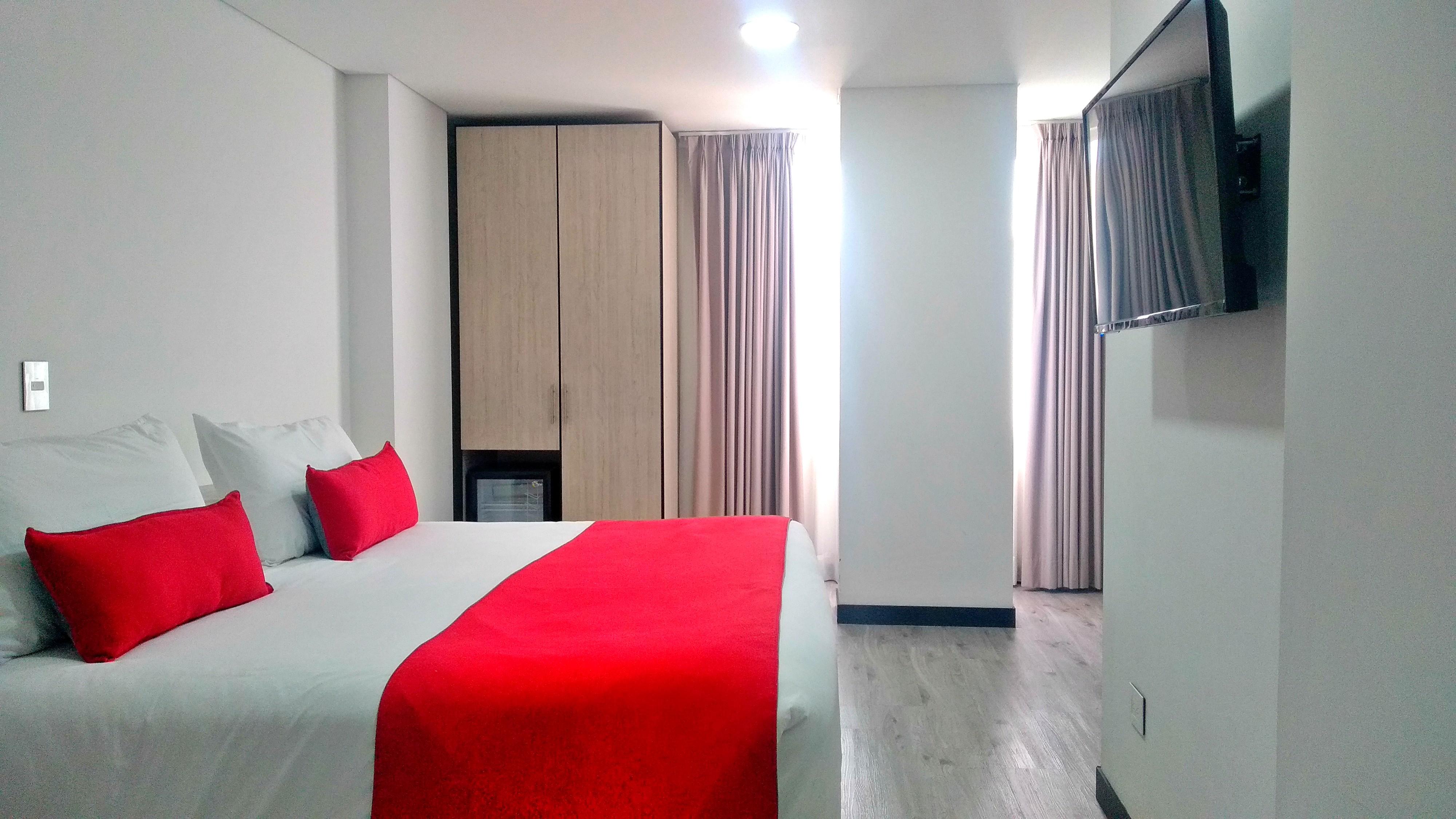 Hotel Wlh Silver Corferias Bogota Exterior photo