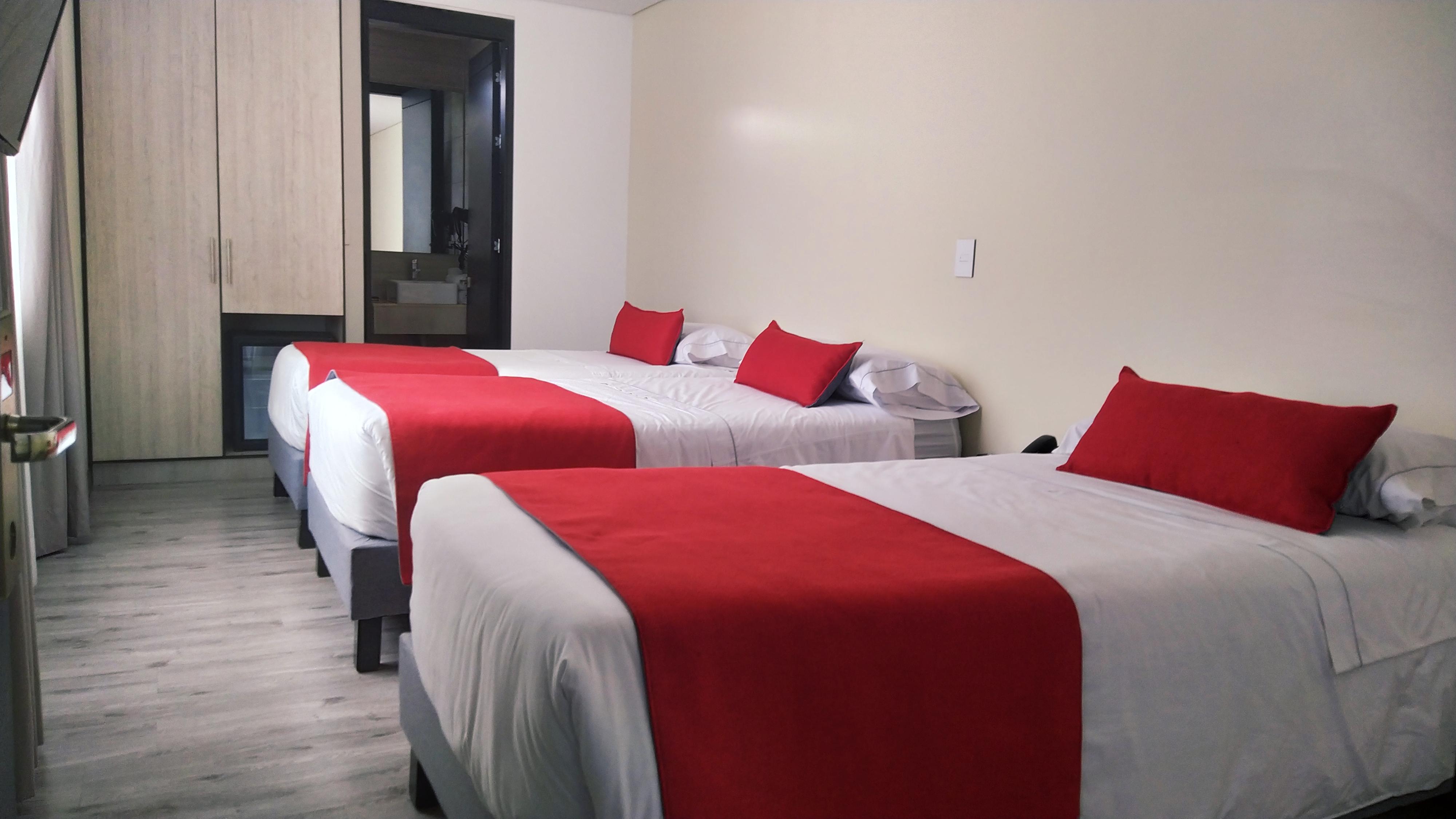 Hotel Wlh Silver Corferias Bogota Exterior photo
